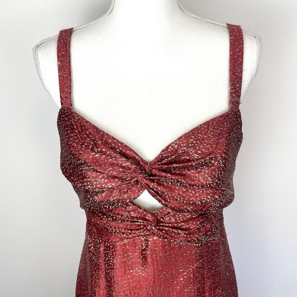 Monique Lhuillier Metallic Cut Out High Low Gown In Maroon Gold Size 10 - Picture 3 of 16